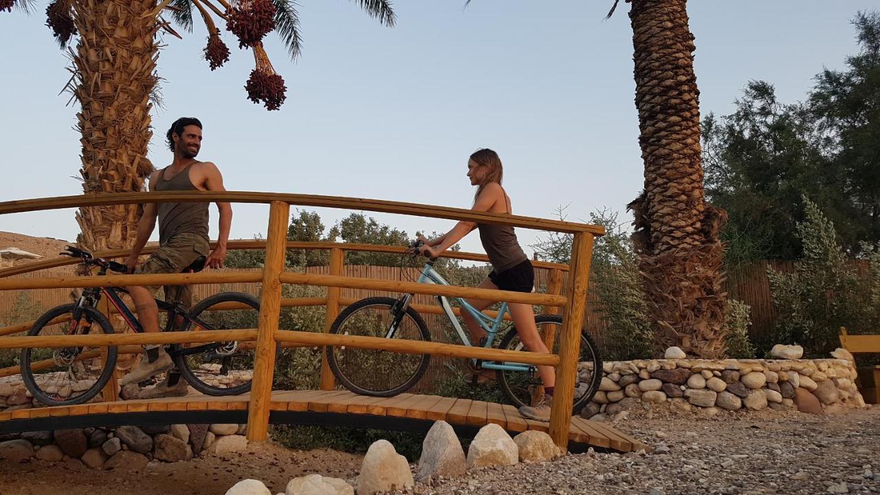Tzukim Zman Aravaヴィラ エクステリア 写真
